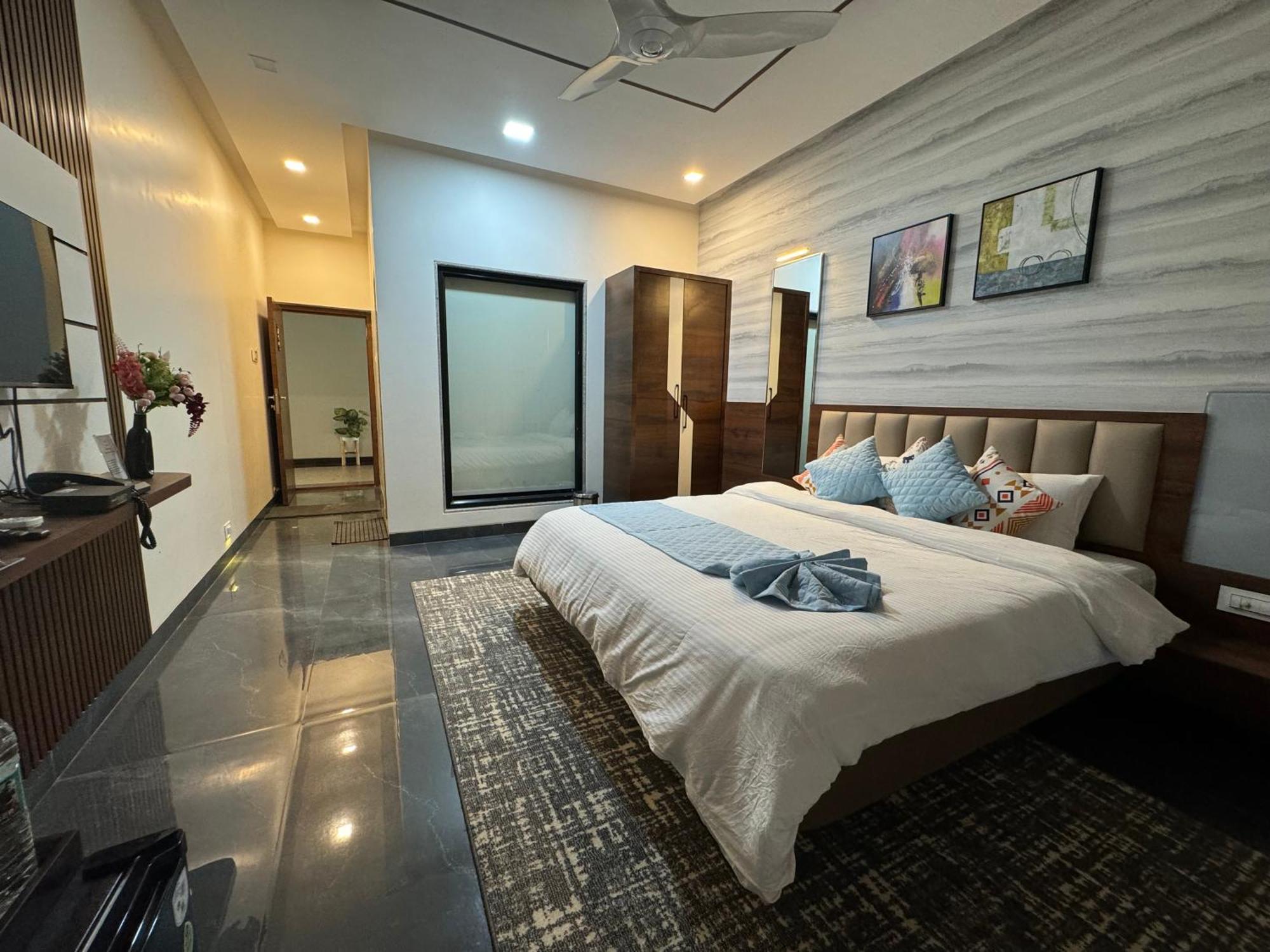 Aqualina Otel Bhogwe Dış mekan fotoğraf