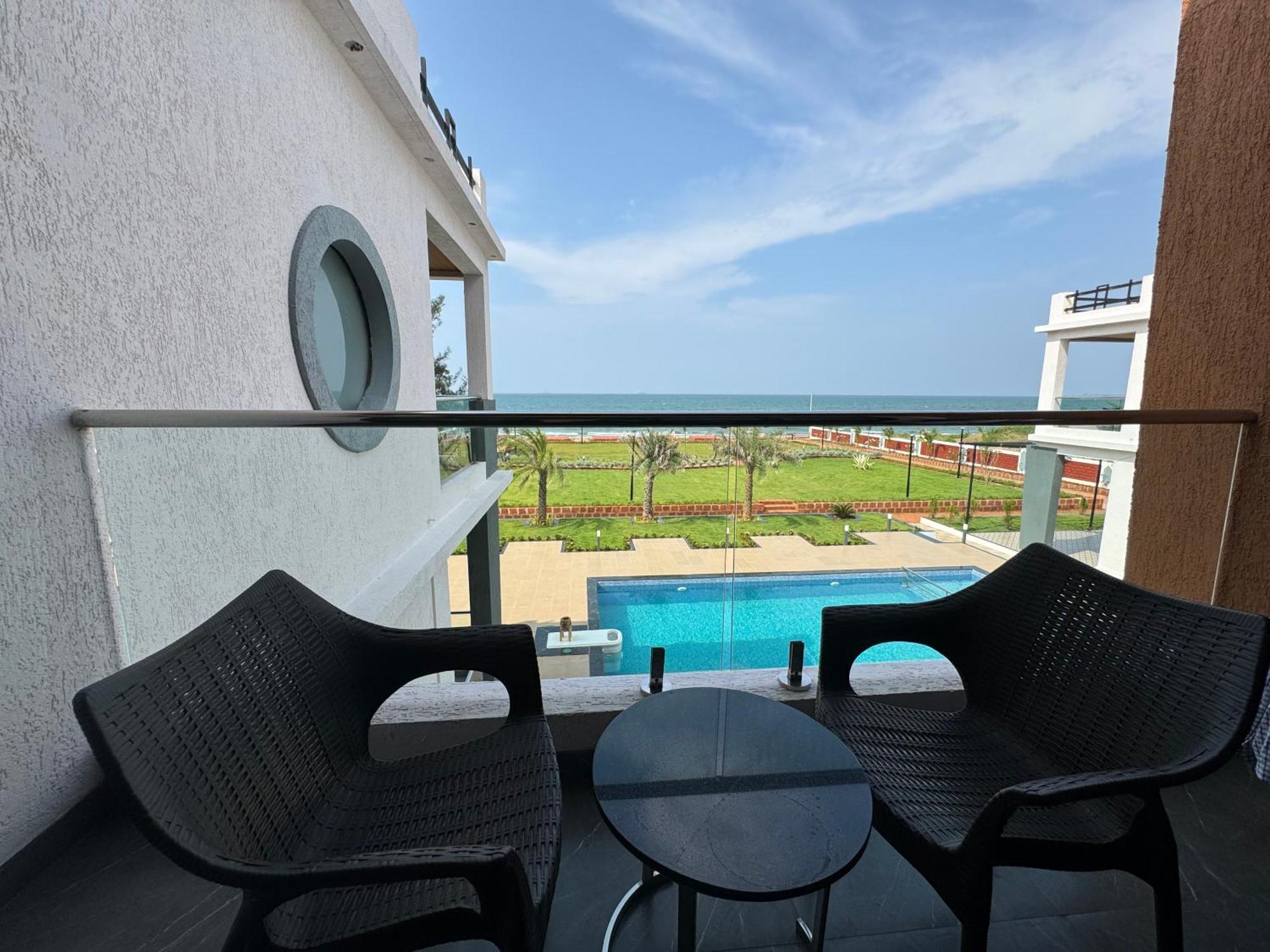 Aqualina Otel Bhogwe Dış mekan fotoğraf