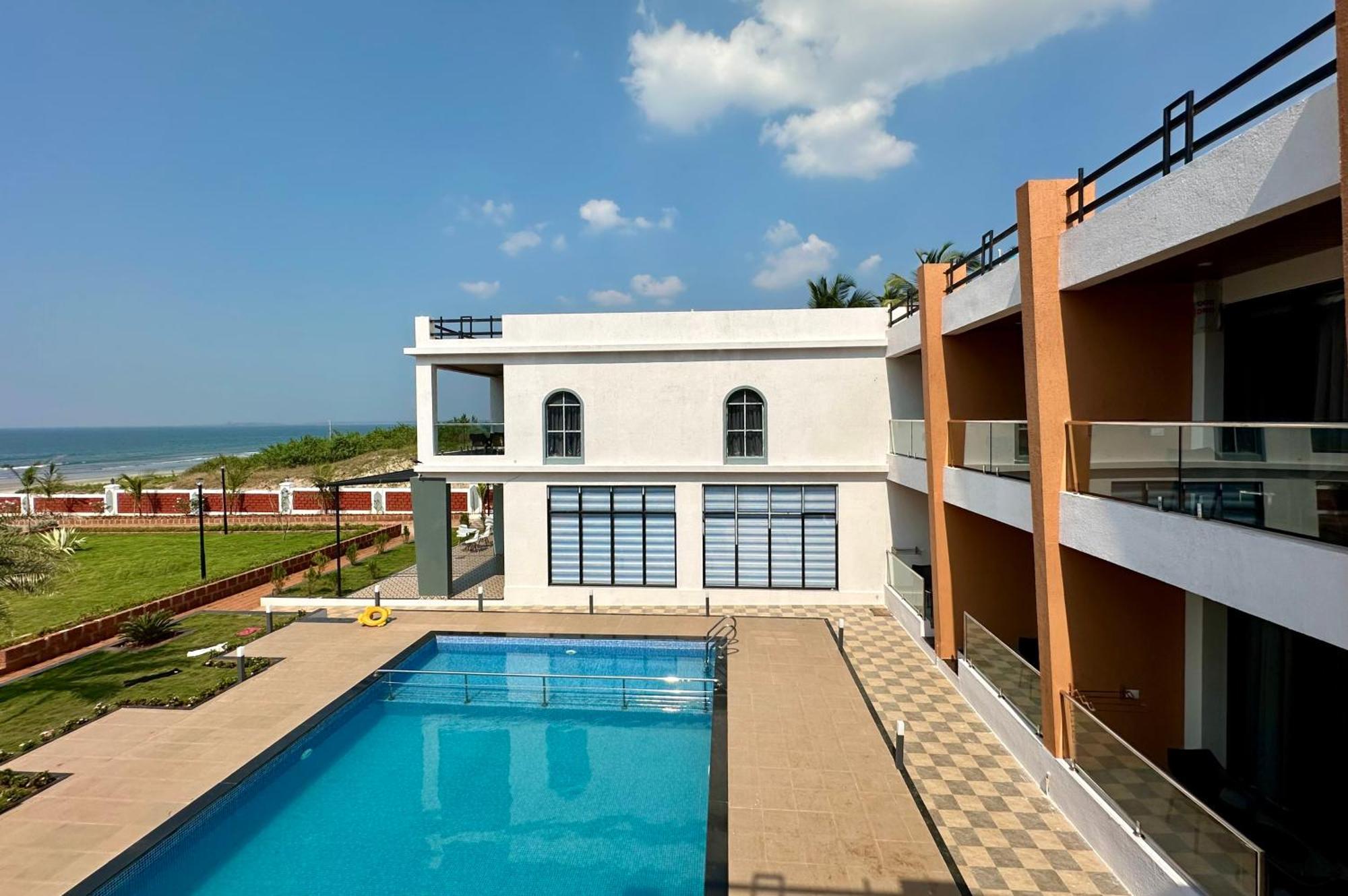 Aqualina Otel Bhogwe Dış mekan fotoğraf